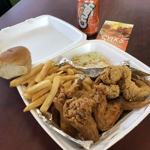 poultry, chicken, fried chicken, bbq wings, bbq chicken, food, fried chicken wings, chicken wings, chicken wings and fried chicken