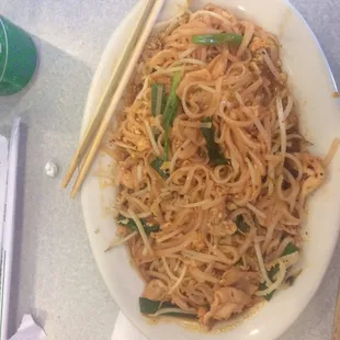 Pad Thai with Chicken spice level 7-8, very tasty and enjoyable.