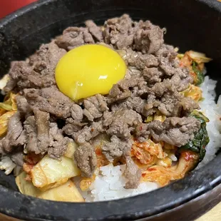 dolsot bibimbap