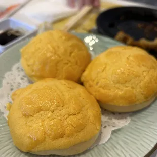 Baked Sweet Custard Buns