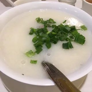 Congee with Pork and Preserved Egg /