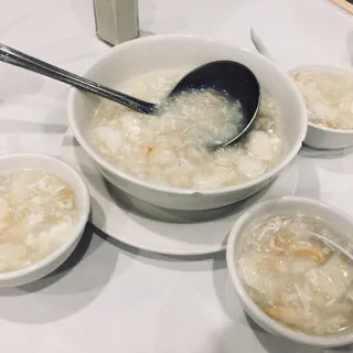 24. Crab Meat with Fish Maw Soup
