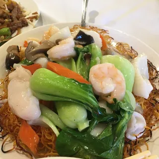 Seafood Chow Mein /