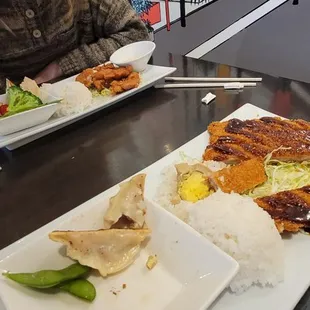 Tongatsu and chicken &quot;bento box&quot;