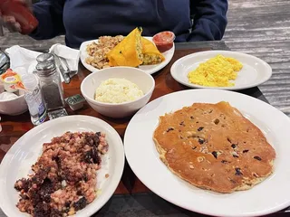 Samantha's Downtown Restaurant