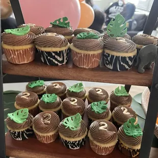 The cupcakes were vanilla with vanilla frosting colored brown. The frosting and the toppings were so delicious!