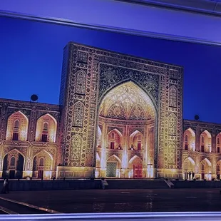 One of the wall photos of Samarkand. Now I want to visit!