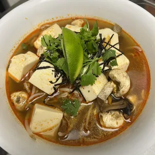 Udon Tom Yum Soup