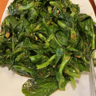 V7. Snowpea Leaf with Sambal Belacan