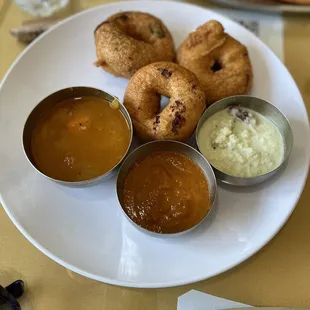 Medhu Vadai