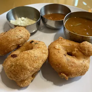 Sambar/Rasam Medhu Vadai