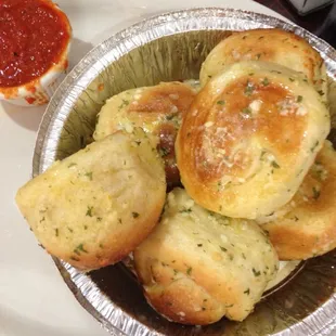 Garlic knots
