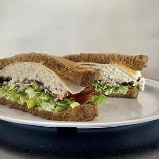 Tuna sandwich