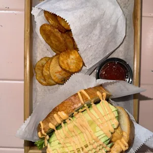 Avocamich and Sam' Chips