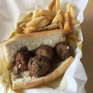 Don&apos;t go here. Ordered a meatball sandwich and wanted to charge me extra for red sauce. This is just plain stupid