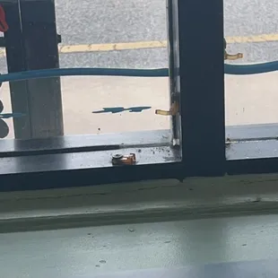 Dirty windows with bugs