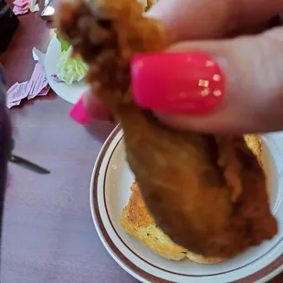 The world&apos;s smallest chicken leg.
