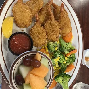 Fried shrimp dinner I already ate one shrimp