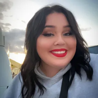 Iyanna H.