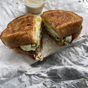 Bacon breakfast sandwich