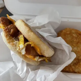 Browns Muffin Breakfast Sandy with Sausage