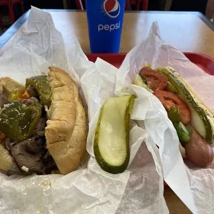 Italian beef w/ works and Jumbo Chicago dog. If your in the mood for some comfort food. This is the place