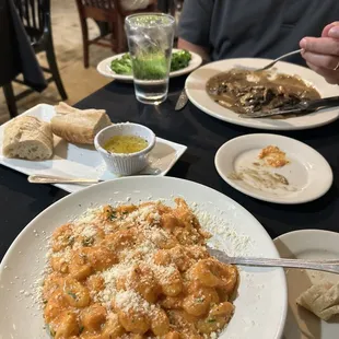 Bread starter, 3 cheese gnocchi with vodka sauce, and the veal marsala