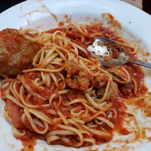 Pasta Con Polpette