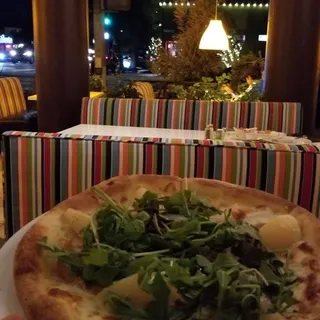 Rails Organic Arugula & Pear Pizza