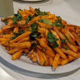 pasta dish, pasta, food