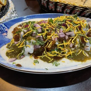 Aloo Tikki Chaat