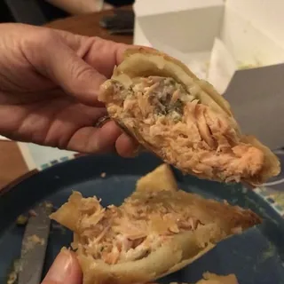 Samosa Samaki (Salmon) Box