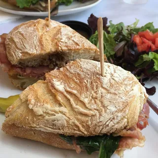 Hot Pastrami Sandwich