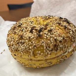 Sunflower crunchy bagel