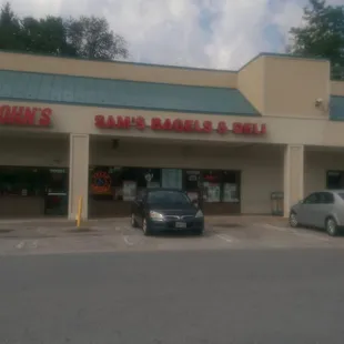 Front of building of reisterstown rd