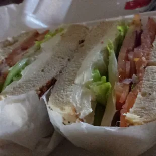 Everything bagel with lox, cream cheese and the fixins