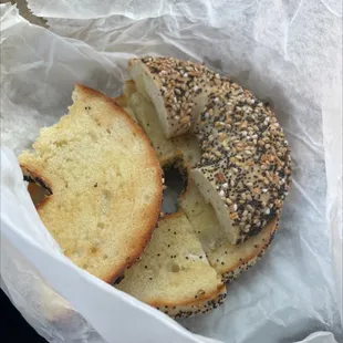 EVERYTHING Bagel