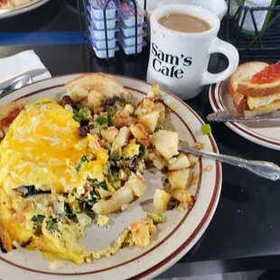 Veggie omlette &amp; country potatoes