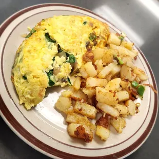 Veggie omelet no cheese with country potatoes