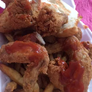 Chicken with mild sauce.