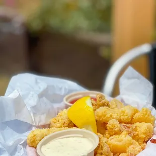 Loved the fried calamari (06/21)