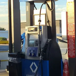 Gas Pump  11-30-2022