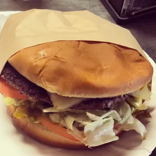 Guacamole pepper jack cheeseburger  with jalapeño was delicious