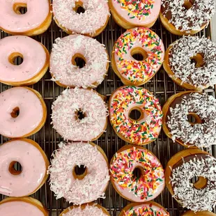 Sam's Donuts