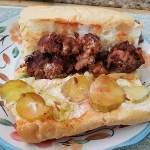 I tried to make it edible by taking the mushy, rotten tomatoes off. Not NO, but HELL NAWW!! At this point, I was insulted!