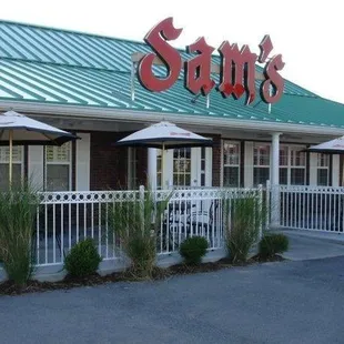 the front of the restaurant