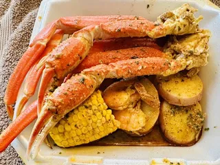 Grants Crabs, Seafood & Grille