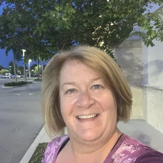 Laura G.