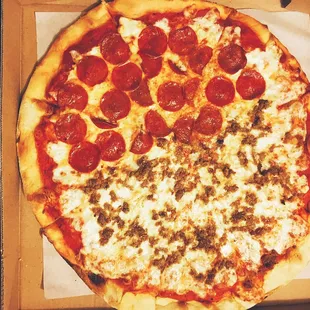 Half pepperoni half sausage! I won free pizza this week. Thank you Sam's!