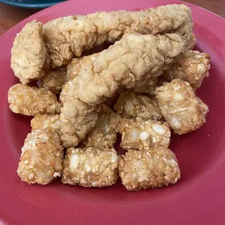 Kid Chicken Strips (2) & Tots